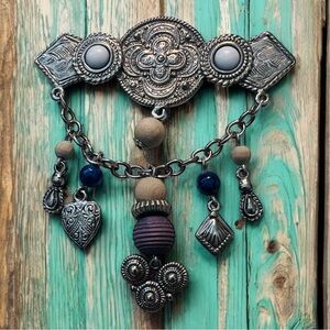90s Pin Silver Tone Metal w/Chain, Hearts, & Beads | Vintage Brooch
